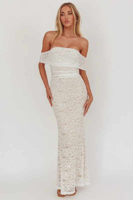 The Mrs. Statement Gown - Image 7