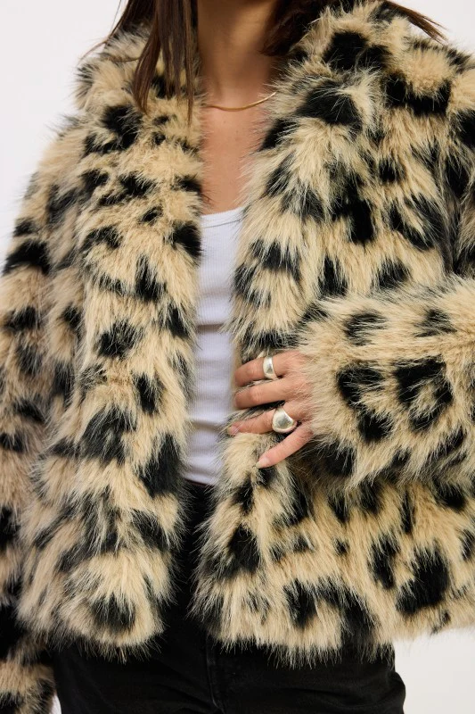 The Nightfall Fur Coat - Image 7