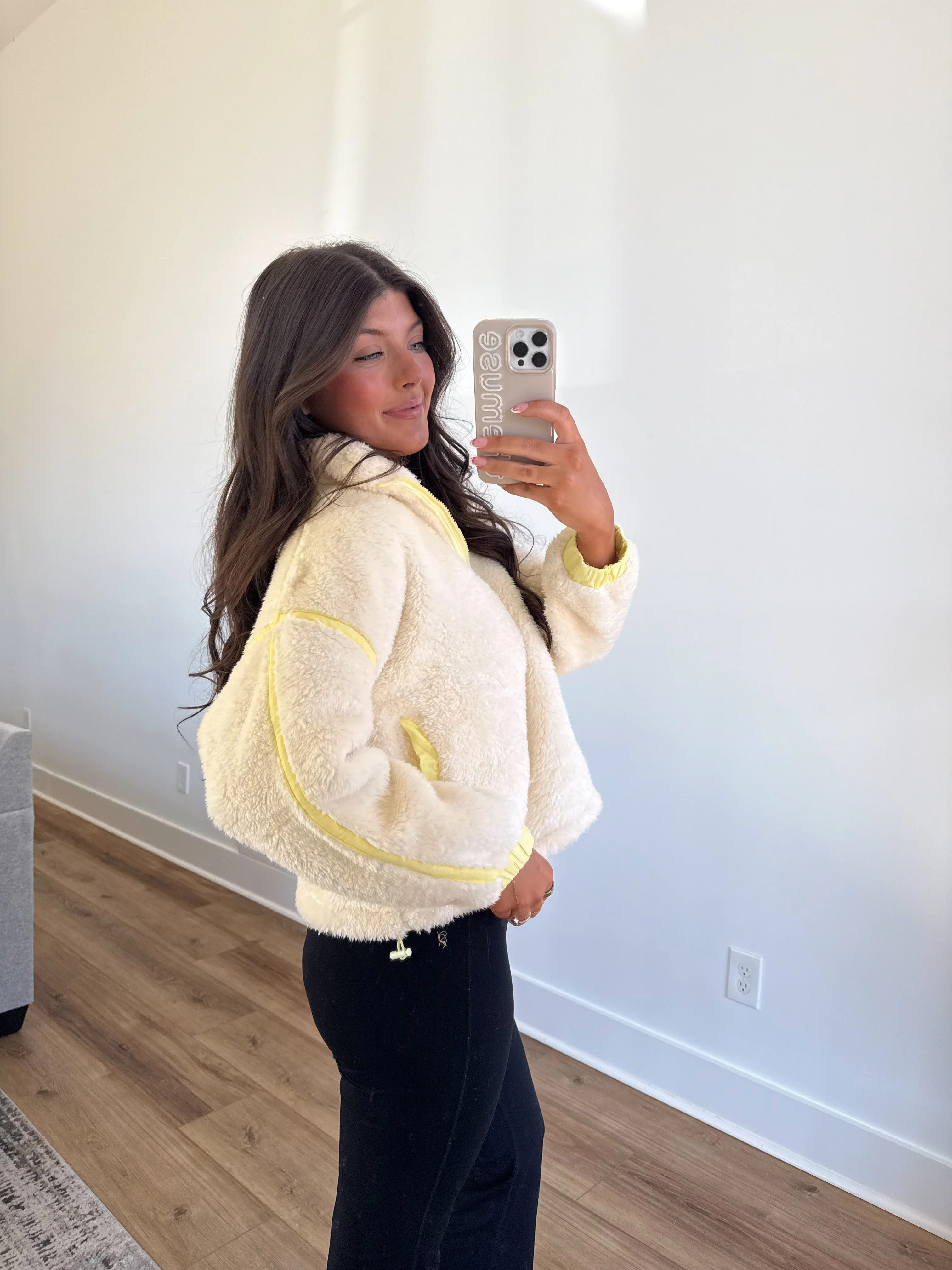 The On-The-Go Sherpa (Ivory/Yellow) - Image 3