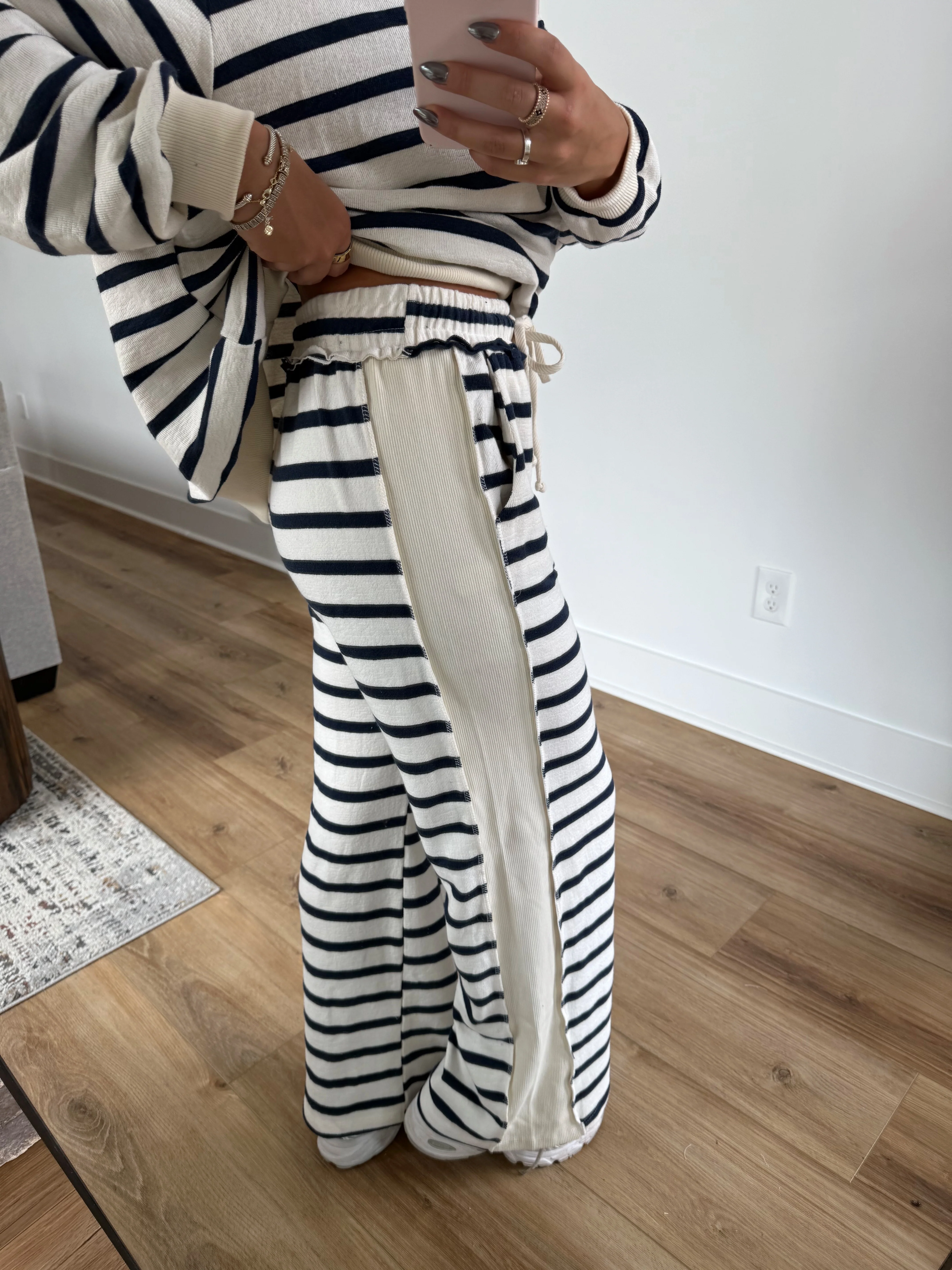 The Raw Edge Lounge Set (Restock) - Image 6