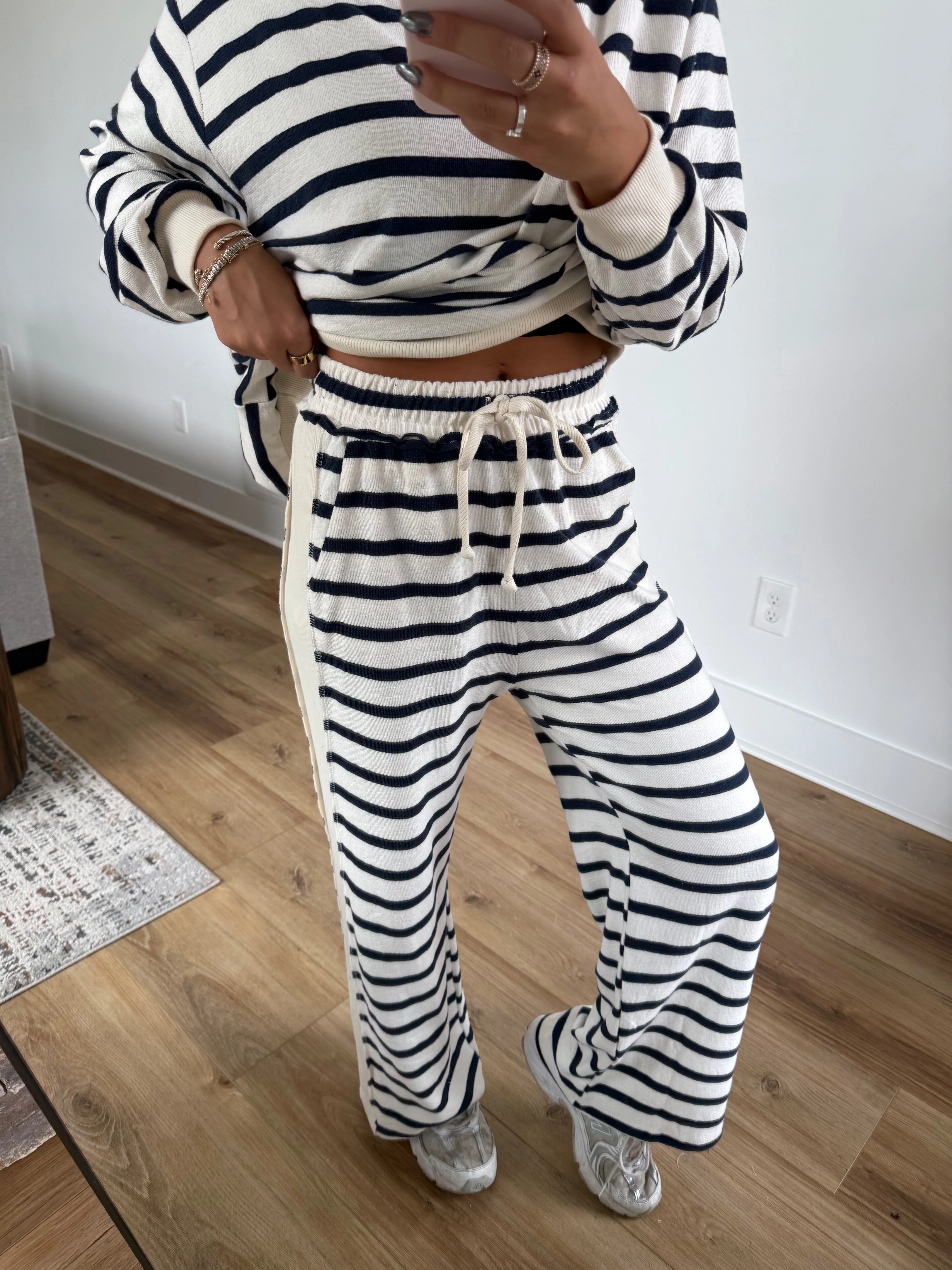 The Raw Edge Lounge Set (Restock) - Image 8