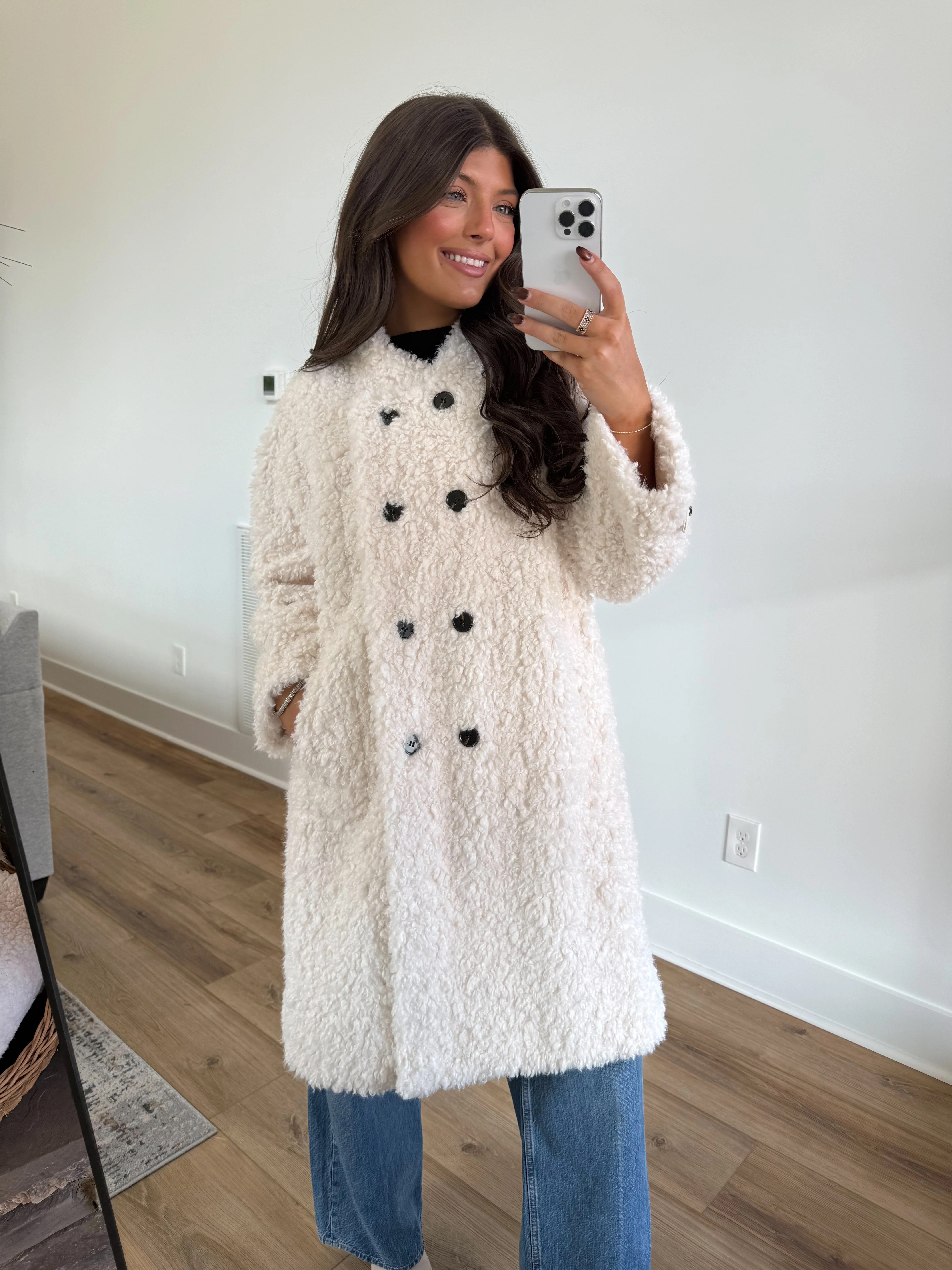 The Winter Cloud Coat - Image 2