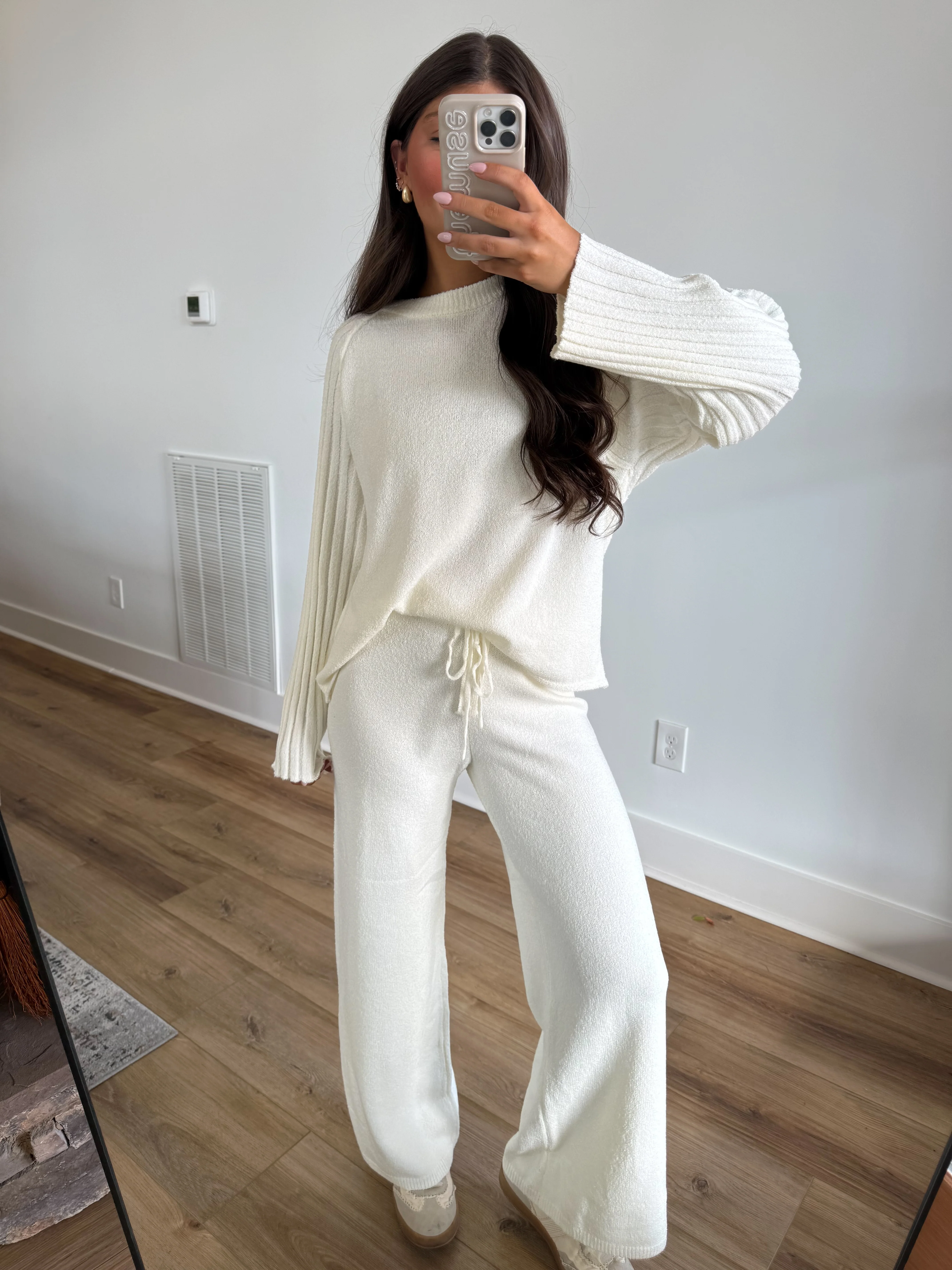 Vanilla Cozy Set - Image 3