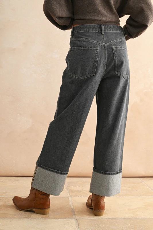 Washed Grey Cuffed Jeans - Image 7
