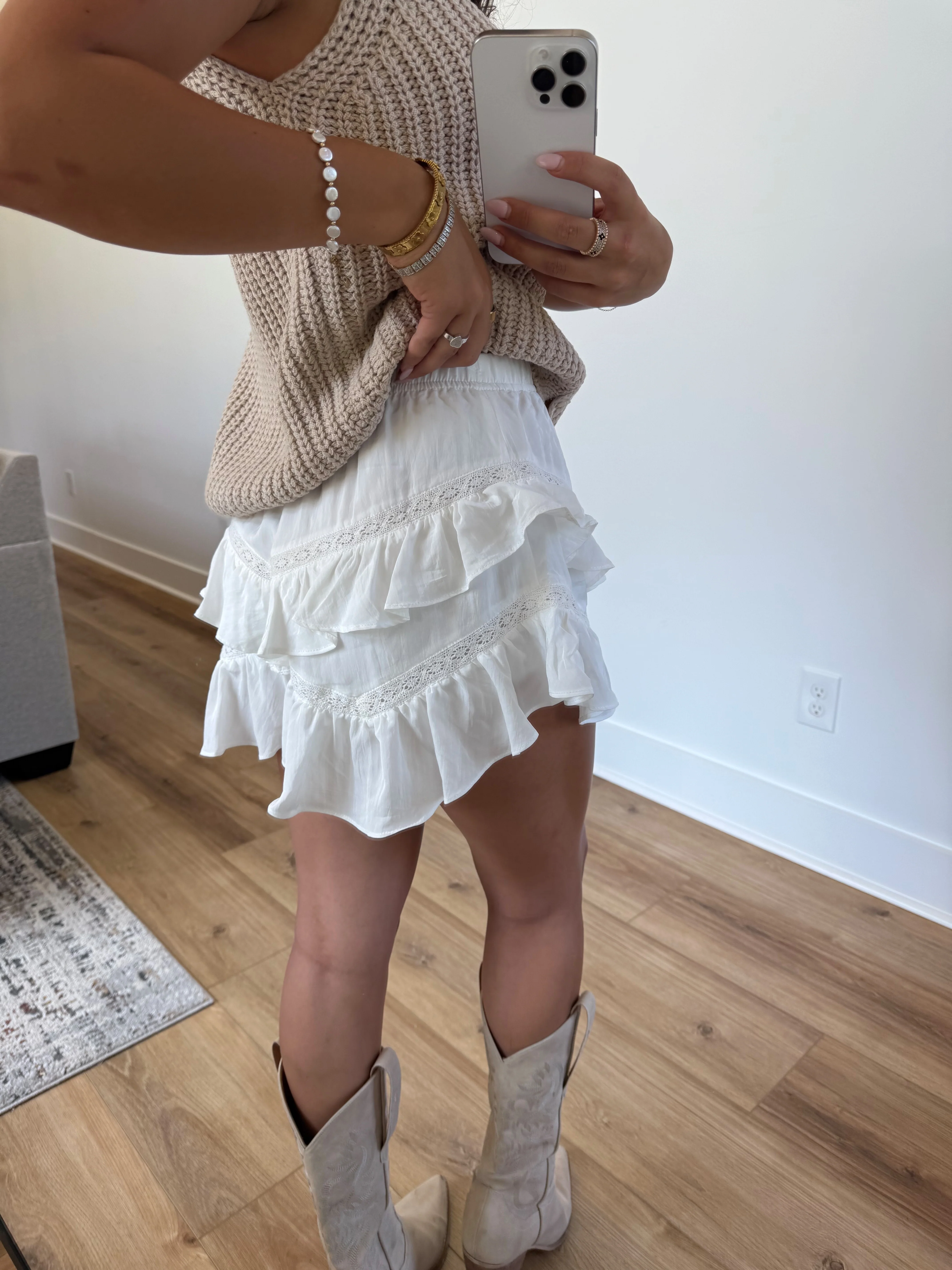 White Ruffle Lace Shorts - Image 3