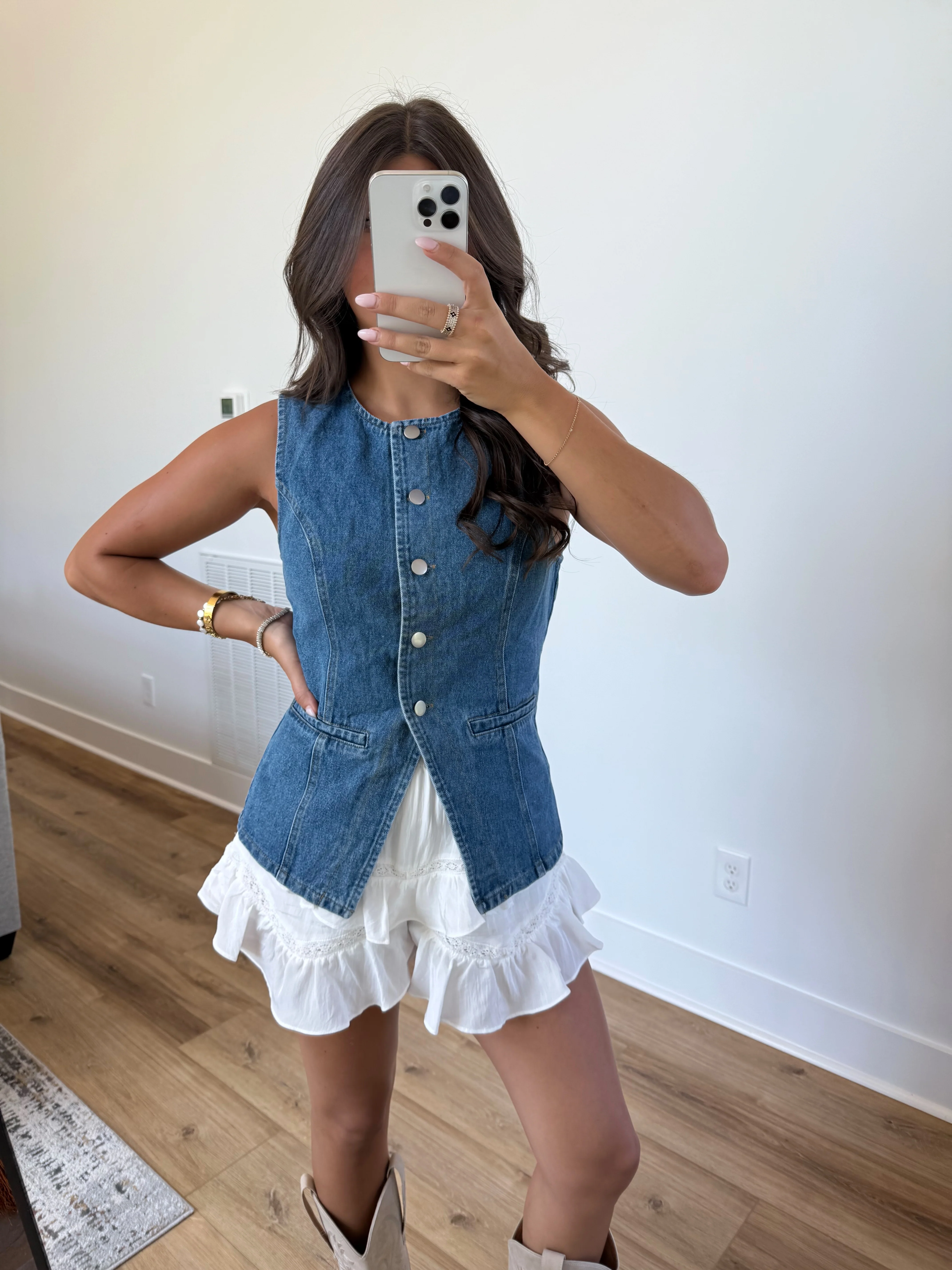White Ruffle Lace Shorts - Image 4