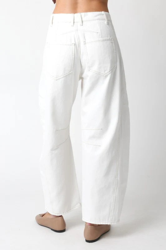 White Summer Barrel Jeans (Restock) - Image 7