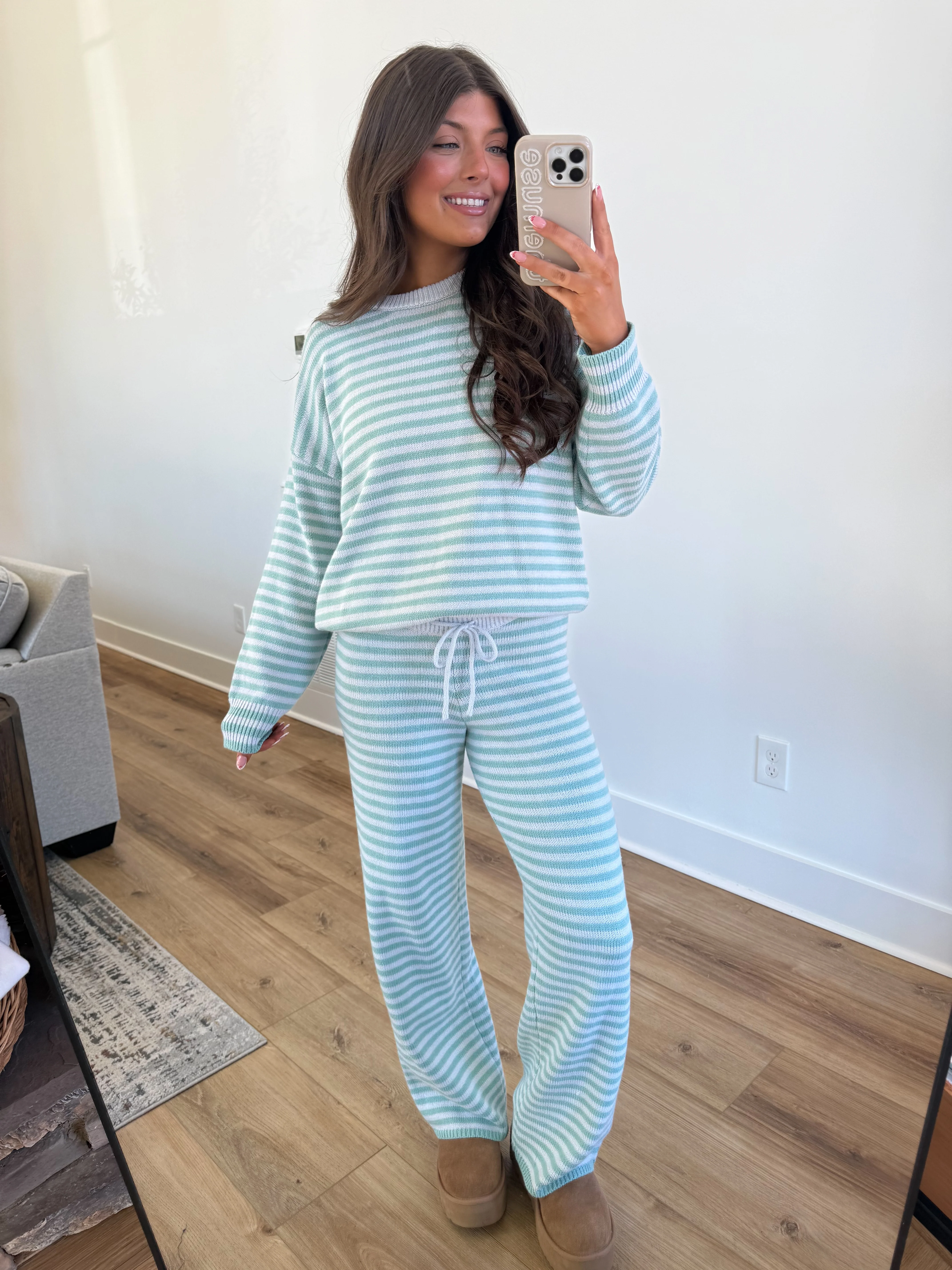 Winter Stripe Lounge Set (Blueberry) (Restock) - Image 4